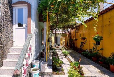 Casa 8 camere Agigea 177mp si teren 332mp - 34