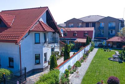 Casă individuală cu 6 camere cu Canalizare în Șelimbăr