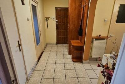 Vand apartament 3 camere decomandat Orastie - 9