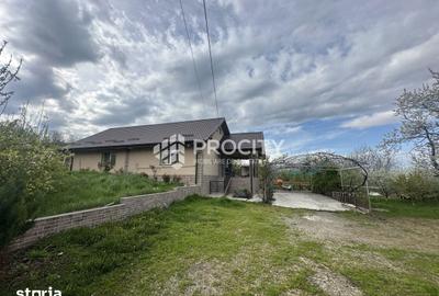 Casă cu 3 camere cu Teren 3547 Mp în Miroslava - 1