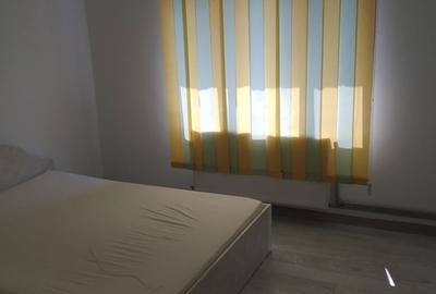 Apartament cu 3 camere decomandat în Central - 2