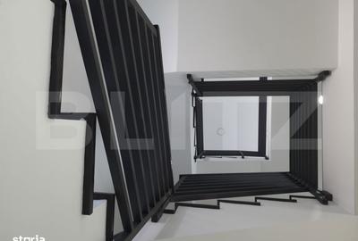 Casă cu 6 camere cu Teren 1304 Mp în Ulmi - 9