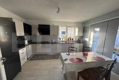 Casa de vanzare ,190mp ,zona Amatiului - 1