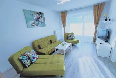 Mall Coresi - apartament 2 camere decomandat - boxa - loc de parcare propriu - 2