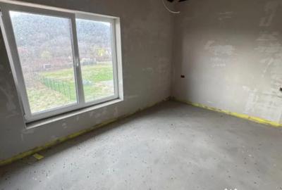 Casă cu 4 camere cu Teren 1900 Mp în Tăuții-Măgherăuș - 8