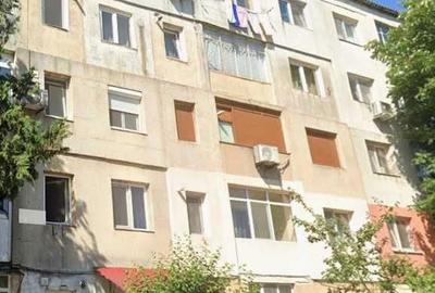 Apartament cu 3 camere semidecomandat în Nord - 1