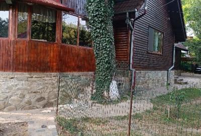 De vanzare proprietate (fosta pensiune) pe malul raului Teleajen - 3