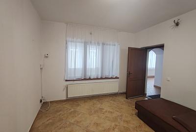 Casa 4 camere libera la vanzare GHIMBAV - zona Garii - 6