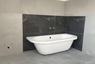 Casă cu 7 camere cu Teren 2500 Mp în Marginea - 12