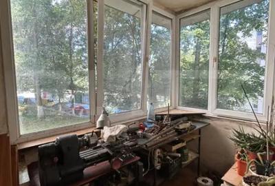 Apartament cu 4 camere decomandat în Dâmbu Pietros - 3