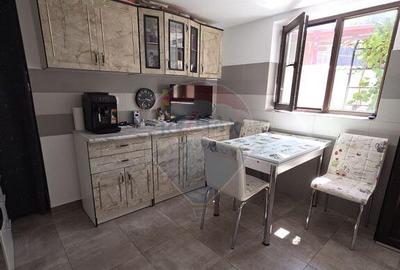 Locuin?a istorica, Comision 0% - 12