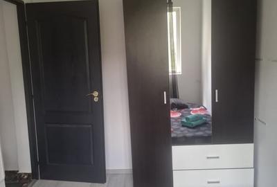 Apartament cu 3 camere decomandat în Milcov - 4