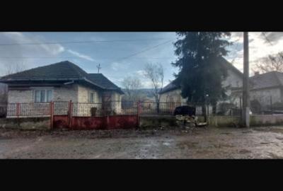 Casă individuală cu 2 camere cu Canalizare în Făureni - 2