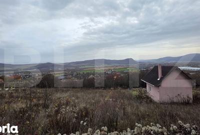 Teren de 700 mp, în Central