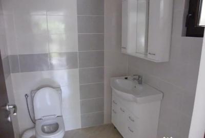 Casă cu 4 camere în Central - 7