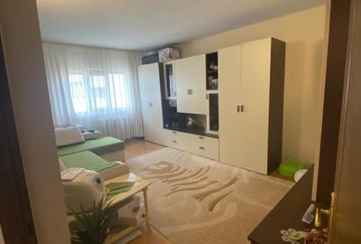 Apartament de vanzare, cu 2 camere decomandat, 50 mp, zona Bogdan Voda
