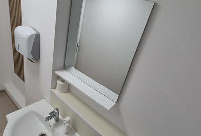 Spațiu comercial, de 55 mp, în Central - 4