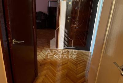 Apartament cu 3 camere decomandat, mobilat în Lunei - 15
