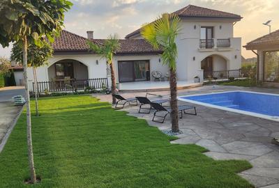 Casă cu 4 camere în Central