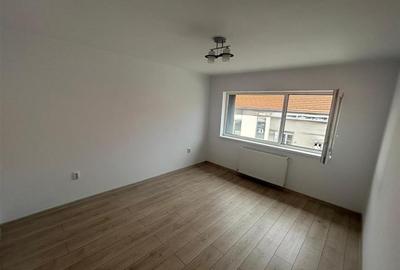 Apartament 2 camere etaj 1 in  Cisnadie - 2