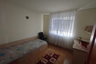 Apartament cu 3 camere ~ Zona Micro 3 / Iazul Morilor ~ cu imbunatatiri Apartament cu 3 camere ~ Zona Micro 3 / Iazul Morilor ~ cu imbunatatiri - 5