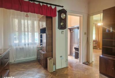 Casă cu 3 camere decomandat în Central - 7