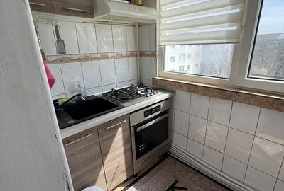 Apartament cu 3 camere decomandat în Gară - 1