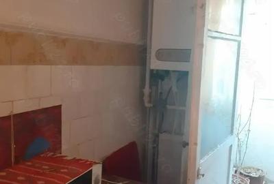 Vanz. Apart. 3 cam. cf.1 dec. etajul 3, 2 balc., pozitie buna, zona Progresu aproape de Jandarmerie - 18