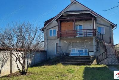 Casă cu 4 camere în Păulești - 13