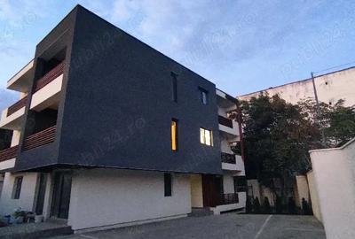 Garsoniera 40 mp zona lini?tita - 1