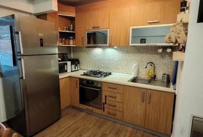 Apartament cu 2 camere decomandat în Democrației - 5