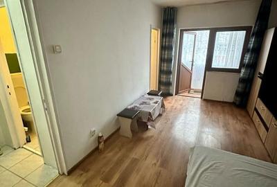 Garsonieră decomandată în Central - 11