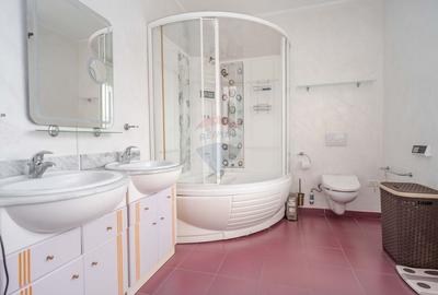 Casa / Vila cu 10 camere, de vanzare. Todireni, Botosani. - 37