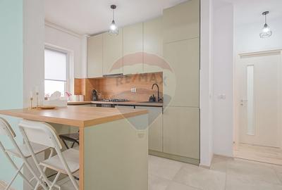 Apartament cu 2 camere semidecomandat în Tractorul - 7