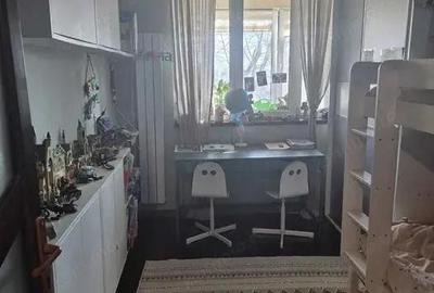 Apartament cu 3 camere decomandat în Far - 7