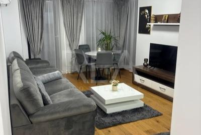 2 Camere | Alongside Unirii Fountains by Natrom