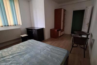 Garsonieră decomandată în Uverturii - 4