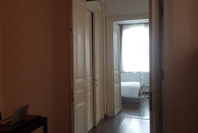 Apartament cu 3 camere semidecomandat în Parcul Carol - 8