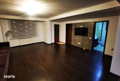 Casă cu 4 camere în Central - 3