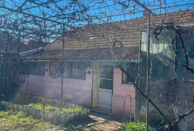 Casă individuală cu 2 camere cu Canalizare în Sântion - 3