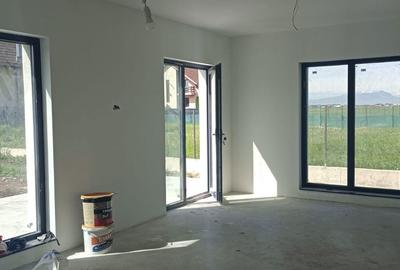 Casă cu 4 camere cu Teren 560 Mp în Hărman - 7