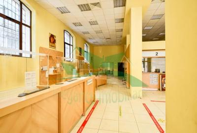 Spațiu comercial, de 731 mp, în Central - 6