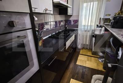 Apartament cu 3 camere semidecomandat, mobilat în Dacia - 9