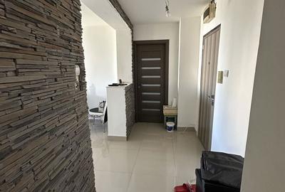 Apartament cu 2 camere decomandat în Uiești - 7