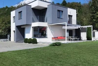 Casa Stil Meditereanean, P+1E, 180mp, Teren 730mp, Corunca - 1