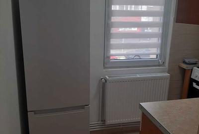 Garsonieră decomandată în Central - 7