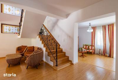 Casă cu 7 camere cu Teren 473 Mp în Sud - 9