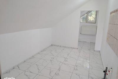 Casă cu 5 camere cu Teren 1200 Mp în Horlești - 3