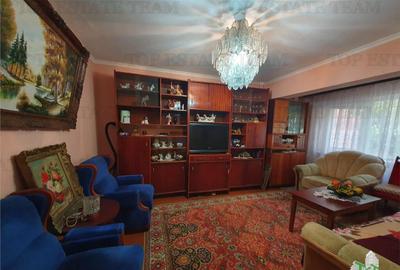 Apartament 2 camere decomandat cu beci interior Zona Brotac - 1