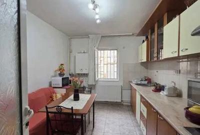 Apartament cu 3 camere decomandat, mobilat în Sud - 8